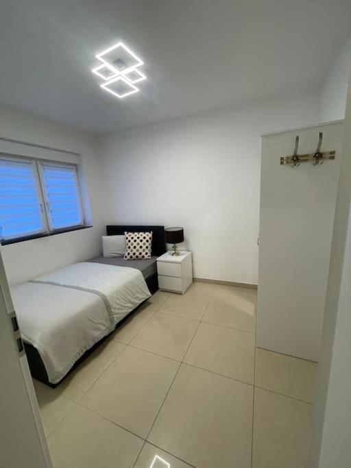 Exklusive Flughafen-Messe Apartment Naehe Duesseldorf Дуйсбург Екстер'єр фото